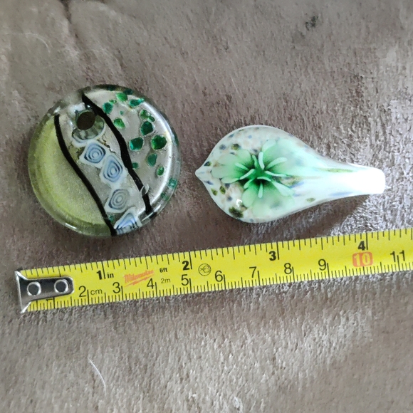 Vintage lamp work and millefiori pendants - Picture 13 of 13